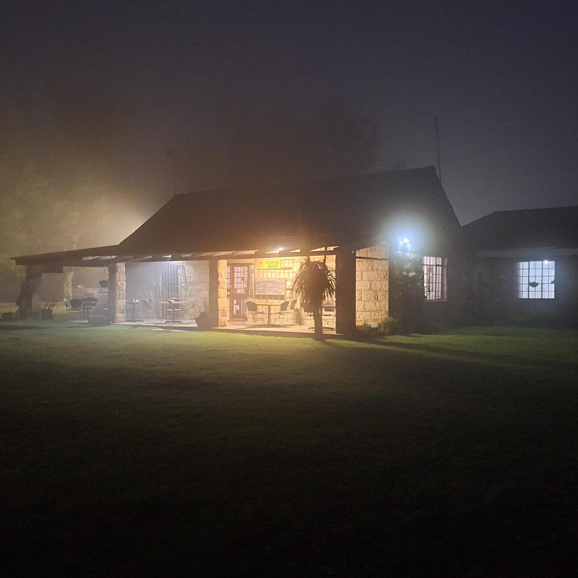 The Border Post, Bed And Breakfast Bergville Luaran gambar